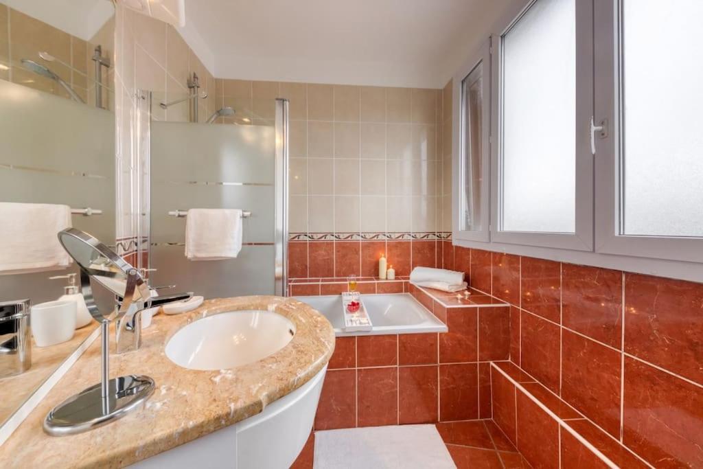 ורסאי Le Versaillais Gare/Chateau/Wifi/Netflix מראה חיצוני תמונה